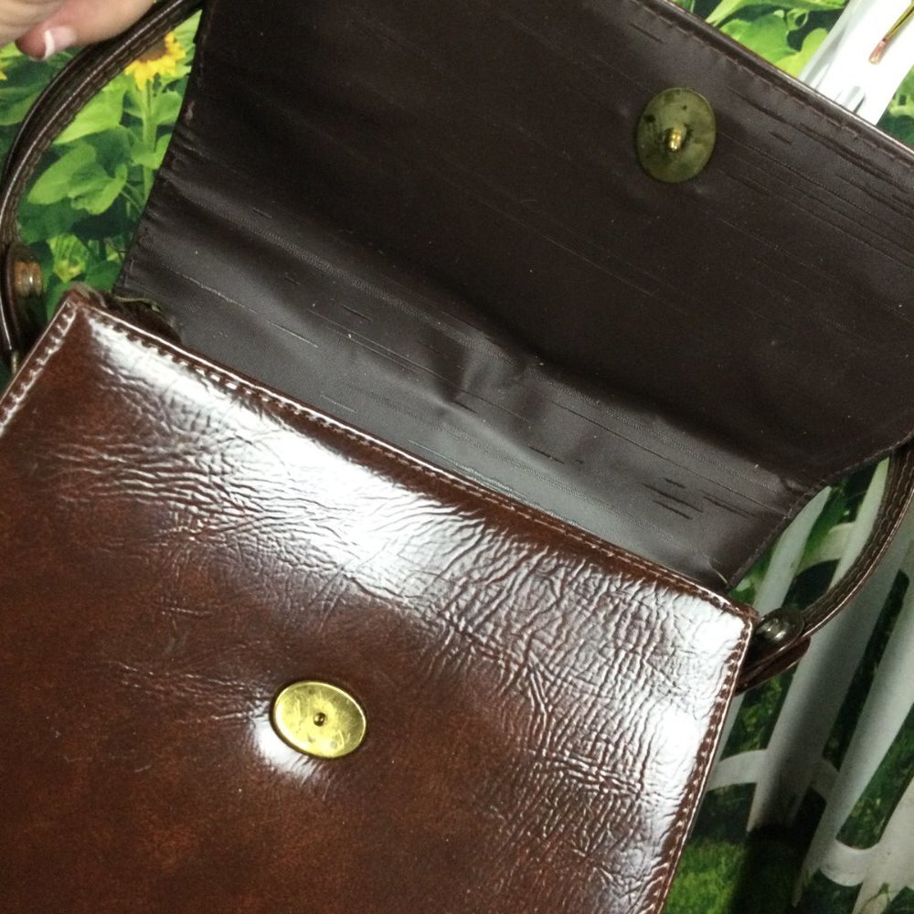 Vintage Brown Patent Handbag - Picture 6 of 11